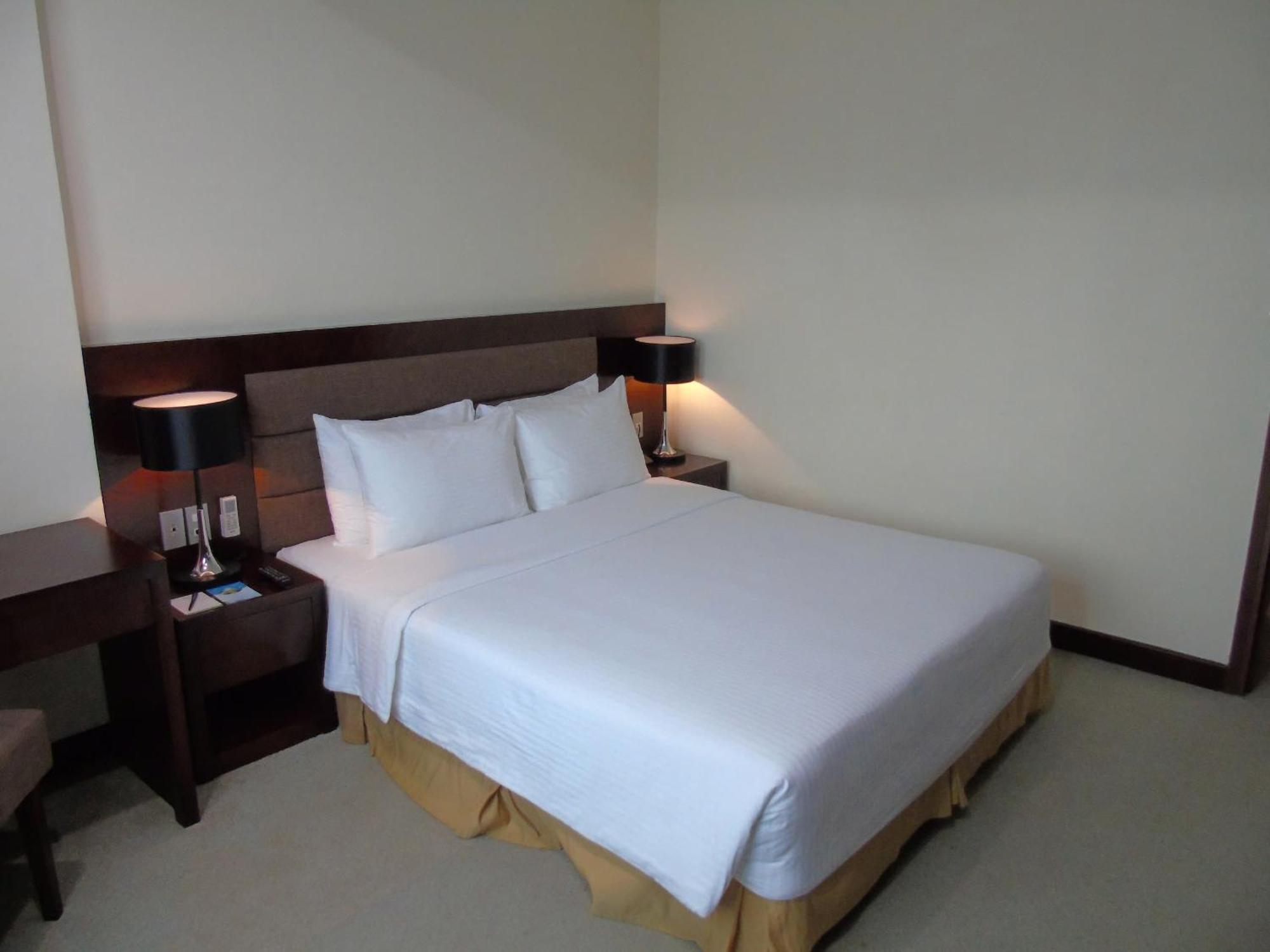 Muong Thanh Vinh Hotel Exterior photo